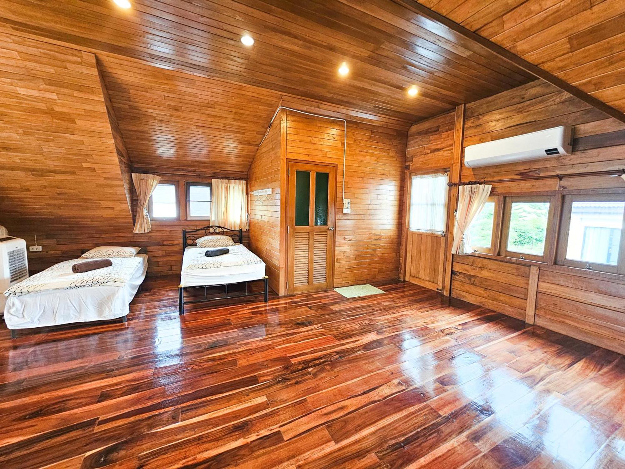 My Log Home Resort Ban Huai Phai 외부 사진