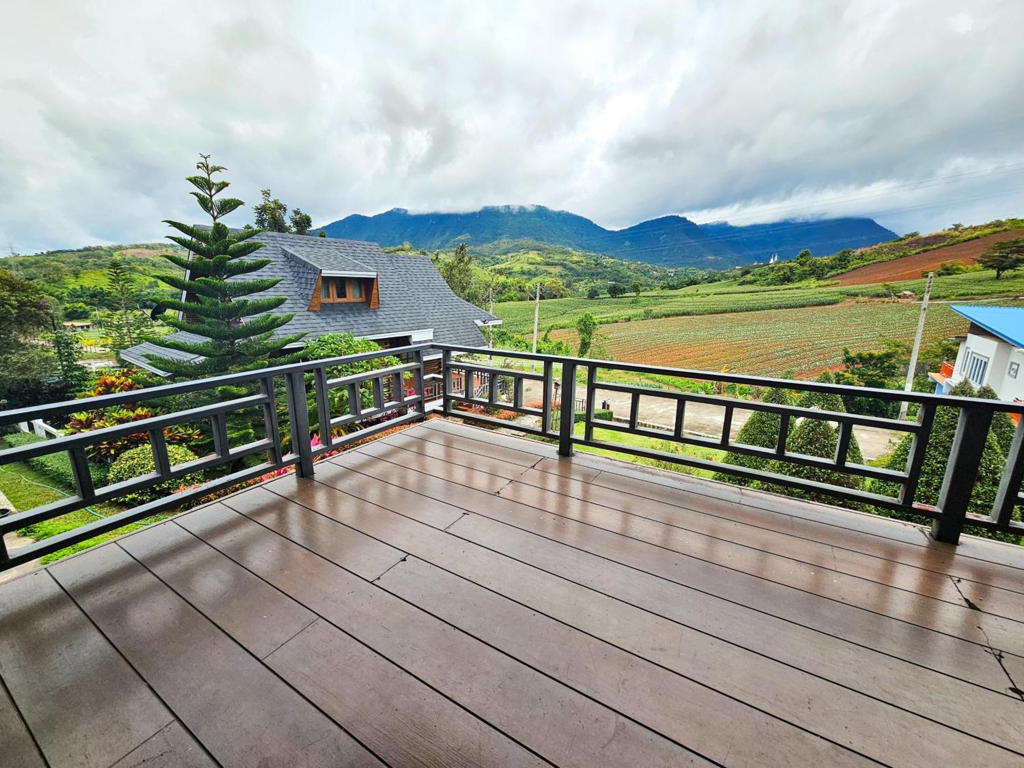 My Log Home Resort Ban Huai Phai 외부 사진